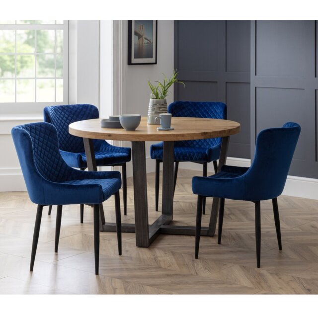 Armor 4 - Person Dining Set