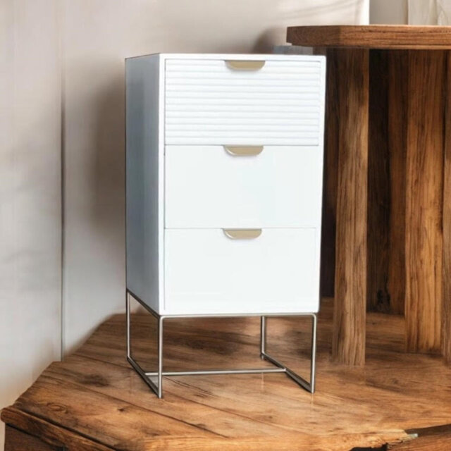 Stylish Ahzaria 30cm Wide Solid Wood Chest of Drawers - Compact & Modern 3-Drawer Storage Unit for Bedroom and Home Décor