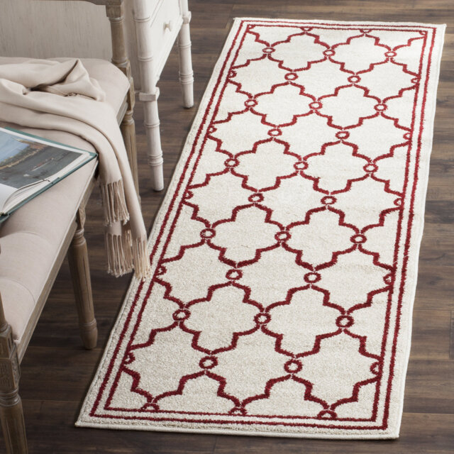 Moffitt Geometric Indoor / Outdoor Area Rug