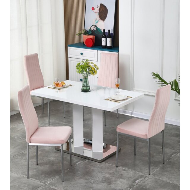 Brittlynn 4 - Person Dining Set
