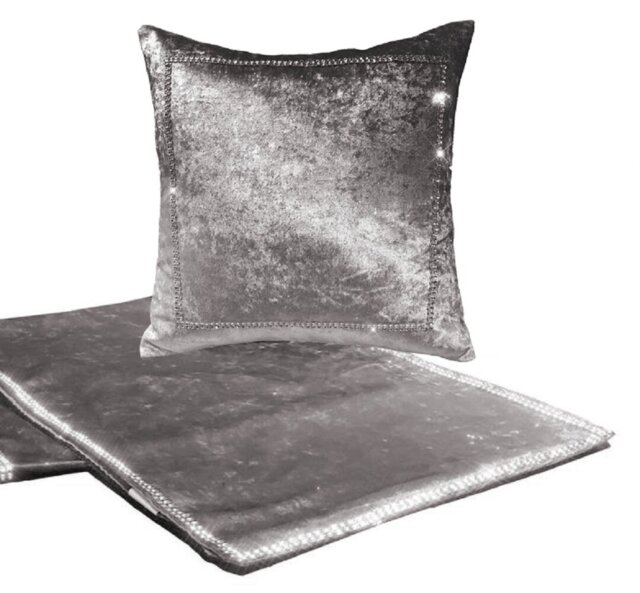 Rumbaugh 100% Polyester Bed Runner with Cushion Cover