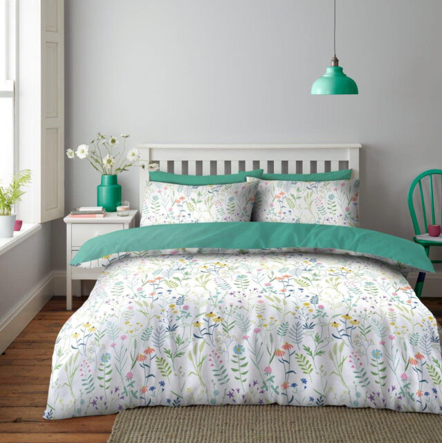 Polyester Duvet Cover Set with Pillowcases Included