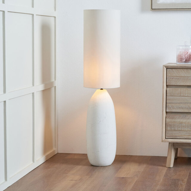 Erika 124 H cm Traditional Floor Lamp