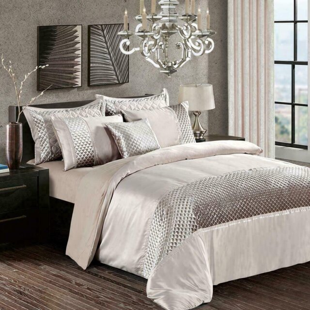 Calla Velvet Floral Duvet Cover Set with Pillowcases Included