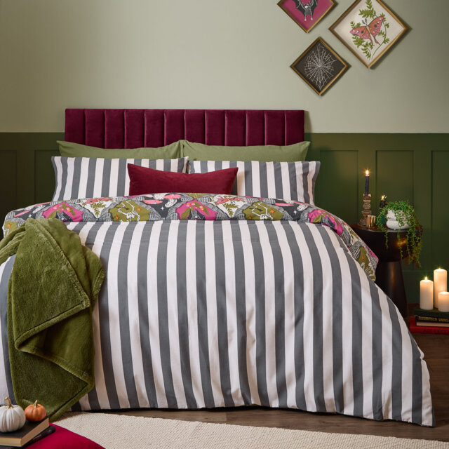 Hallowquin Geometric Shapes Duvet Cover Set