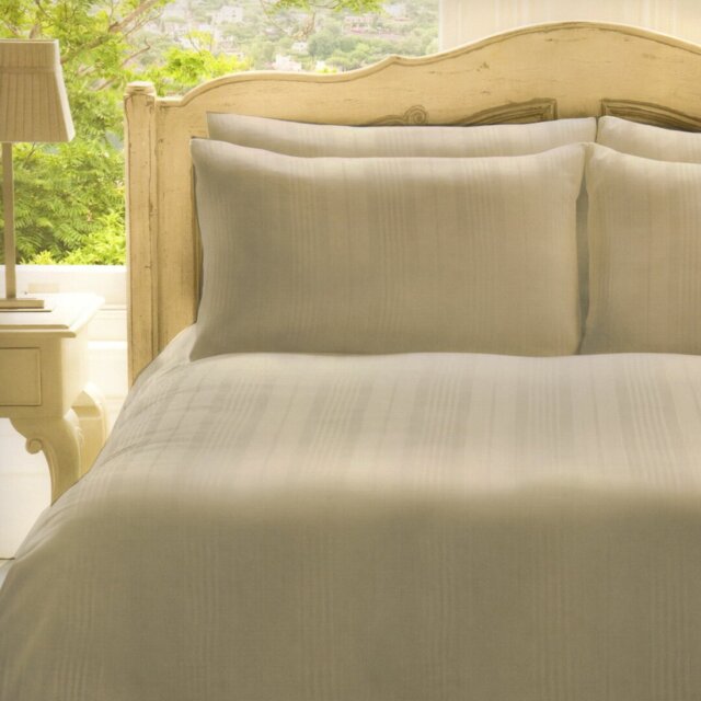 Roma Cream 100% Cotton 280 TC Duvet Cover Set