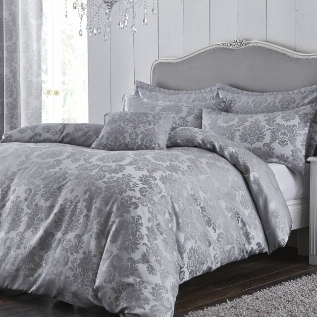 Damask Jacquard Duvet Cover Set with Pillowcases
