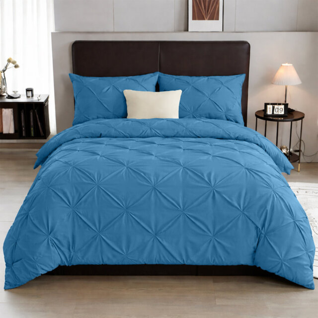Microfiber Solid Colour Duvet Cover Set with Pillowcases Included