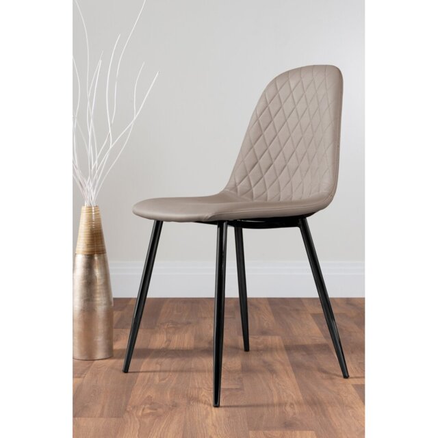 Edzard Pedestal High Gloss Dining Table Set with 6 Faux Leather Dining Chairs
