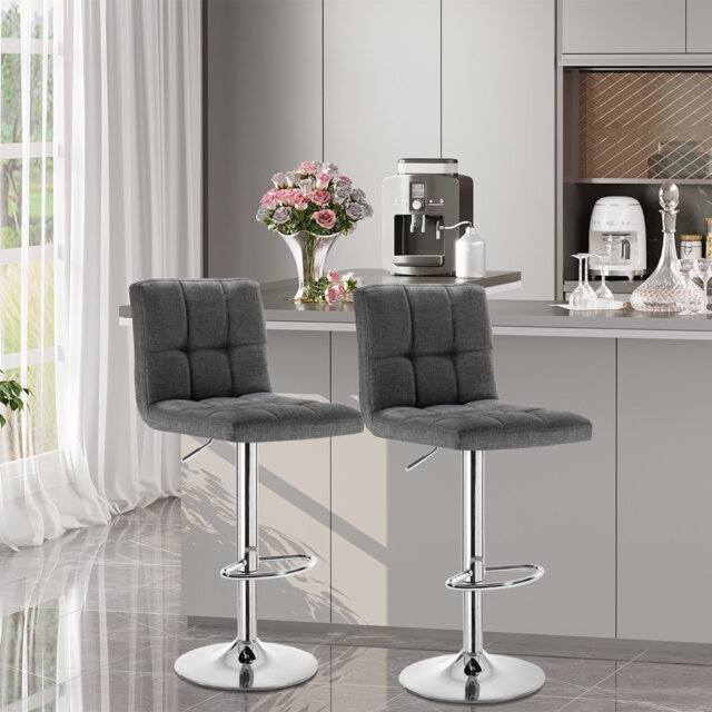 Height-adjustable Dequincy bar stool
