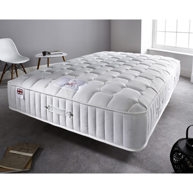 3500 Sovereign 28cm Pocket Sprung Memory Foam Quilted Mattress with Edge Support