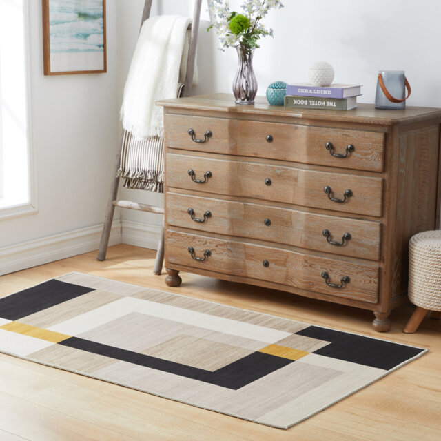 Bornais Machine Printed Indoor / Outdoor Area Rug