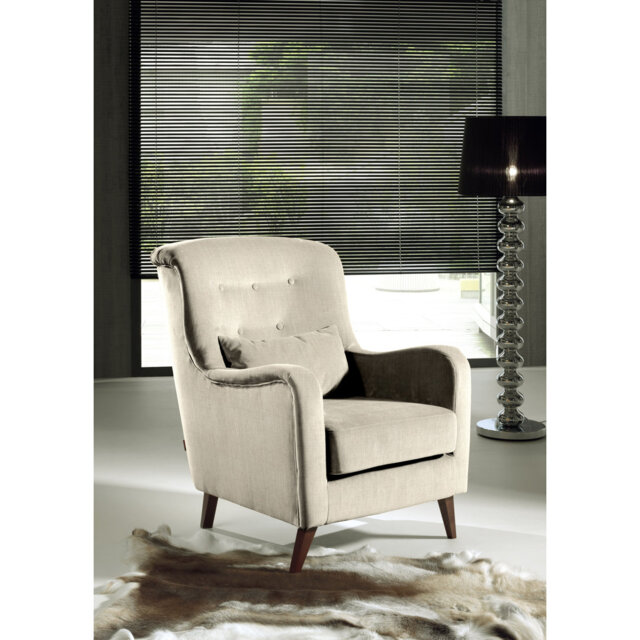Deshaun Armchair
