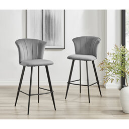 Juni Elegant Breakfast Bar Stool in Deco Style & Luxury Velvet