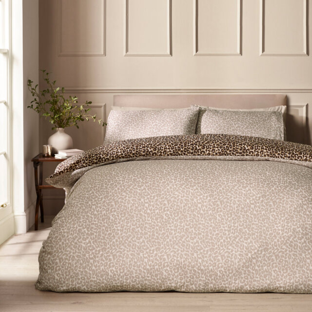Animal Print So Soft Reversible Duvet Cover Set