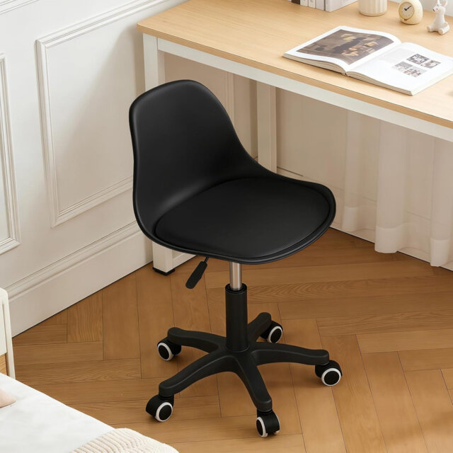 Task Chair