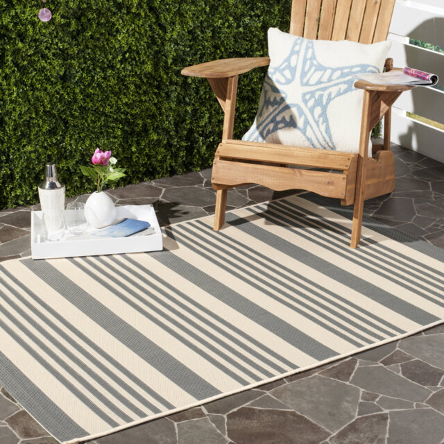 Camellia Looped Grey/Beige Indoor/Outdoor Rug