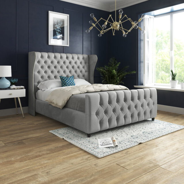 Alecto Tufted Upholstered Platform Bed