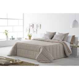 Daiyah Bedspread