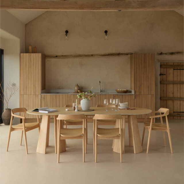 Farren Whitewash Oval Dining Table Set - 6 Seater - Carter Dining Armchairs - Whitewash Oak Legs