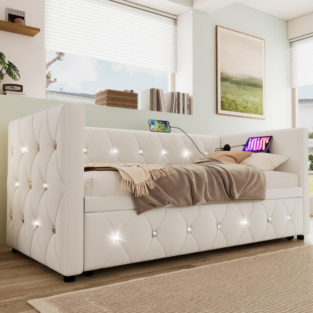 Bencar Upholstered Daybed with Trundle