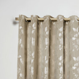 Full Stop Extendable Eyelet Curtain Pole and Hardware Set