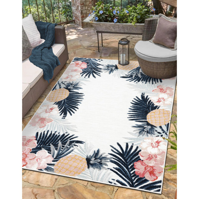 Quedgeley Floral Indoor / Outdoor Area Rug