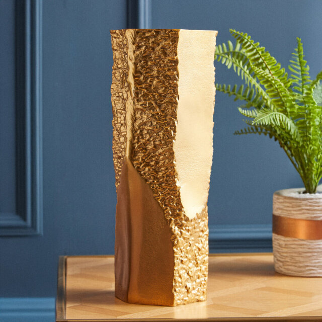 Azilyn Ceramic Table Vase