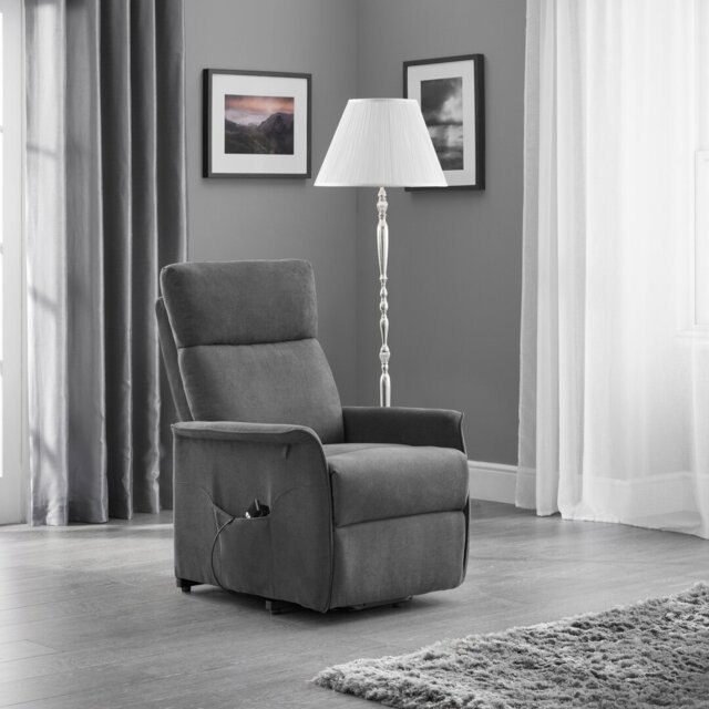 Quinlynn 67cm Wide Standard Recliner