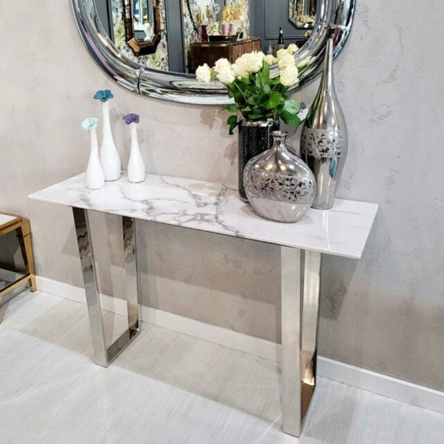 Montiera 122cm Console Table