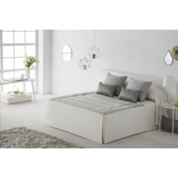 Gillispie Polyester No Pattern Bedspread