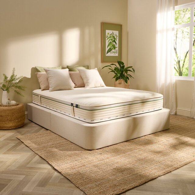 Jay-Be® Natural All Seasons Nettle Hybrid 2000 e-Pocket Mattress - King