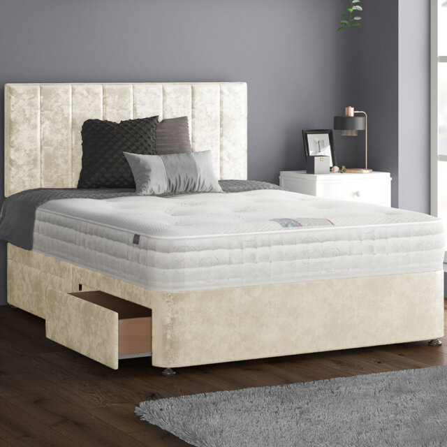 Ohiowa Upholstered Divan Bed