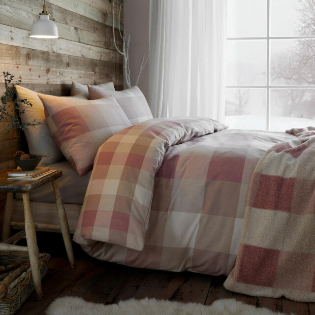 Cotton Chequered Duvet Cover Set with Pillowcases Included