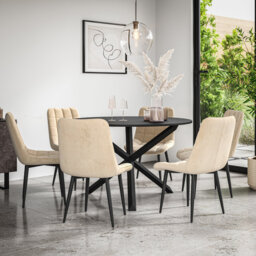 Darcus 6 - Person Dining Set