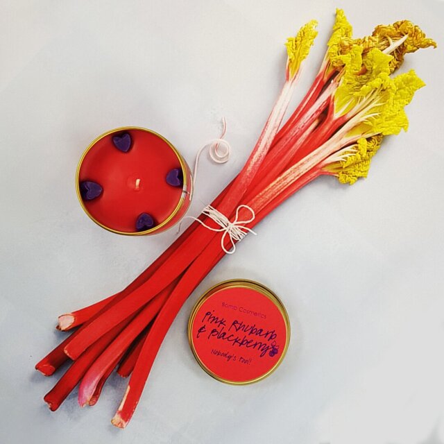 Pink Rhubarb And Blackberry Scented Jar Candle