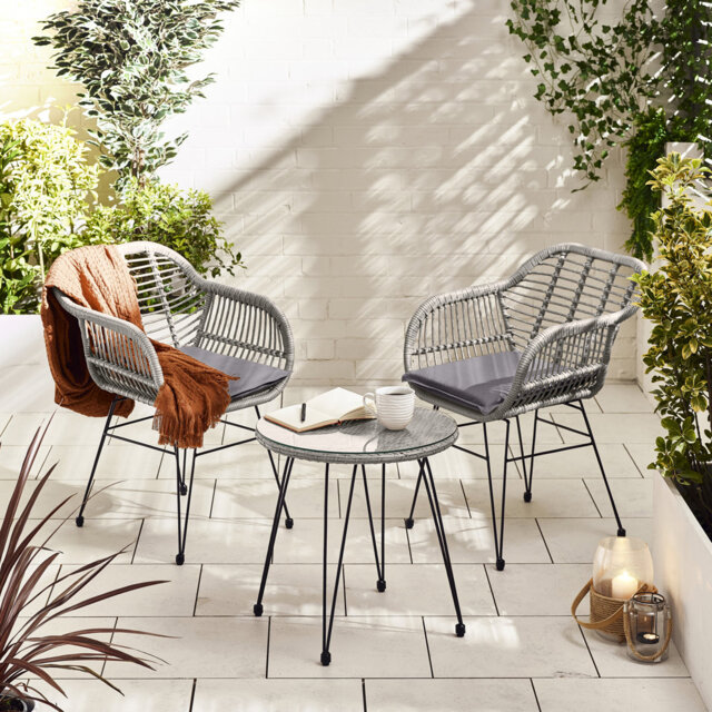 Chirezza Outdoor 2 Seater Bistro Set with Hairpin Legs for Boho Industrial Gardens (Cover Included)