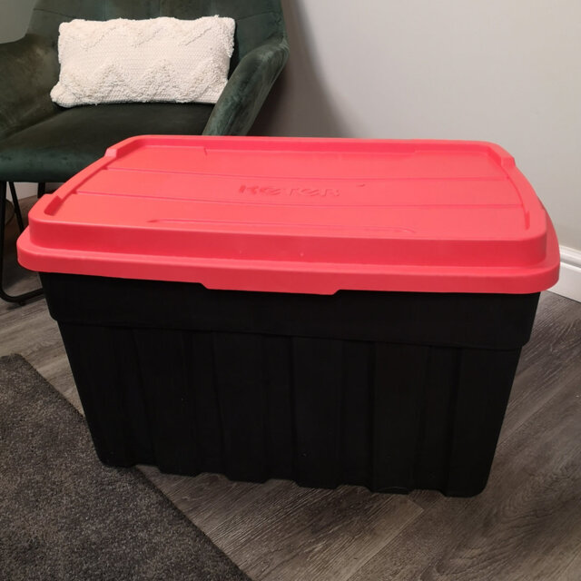 Dakota Fields Charleah Plastic Decorative Bin