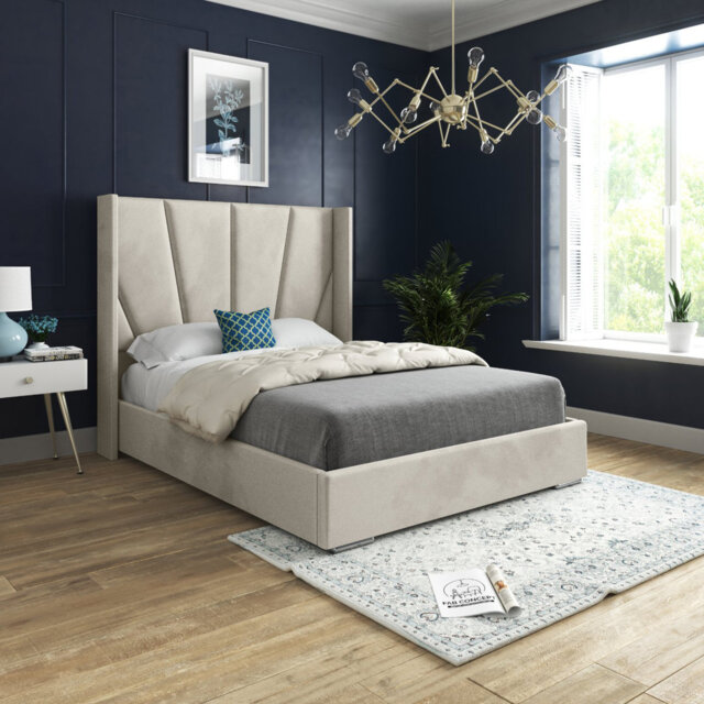 Anasztazia Upholstered Bed