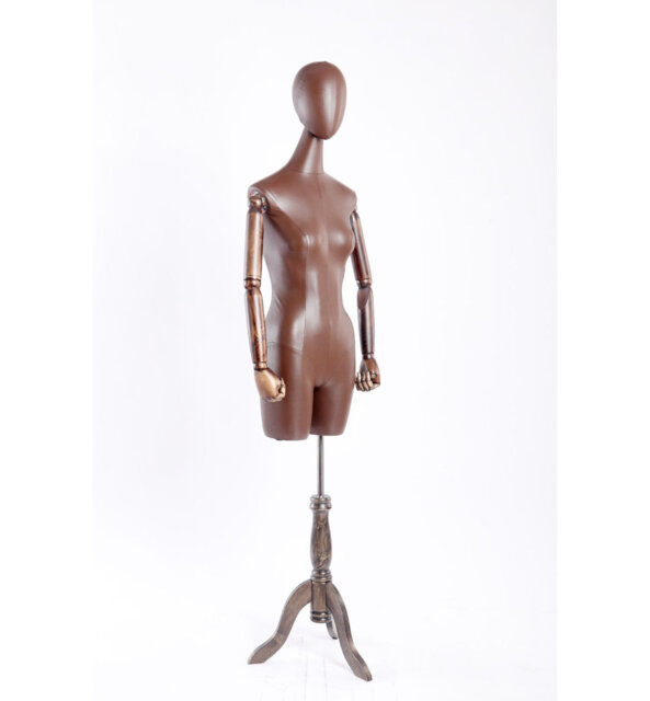 Aneliese Statue