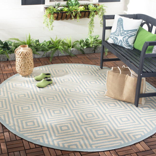 Mckinnon Hooked Indoor/ Outdoor Cream/Aqua Rug