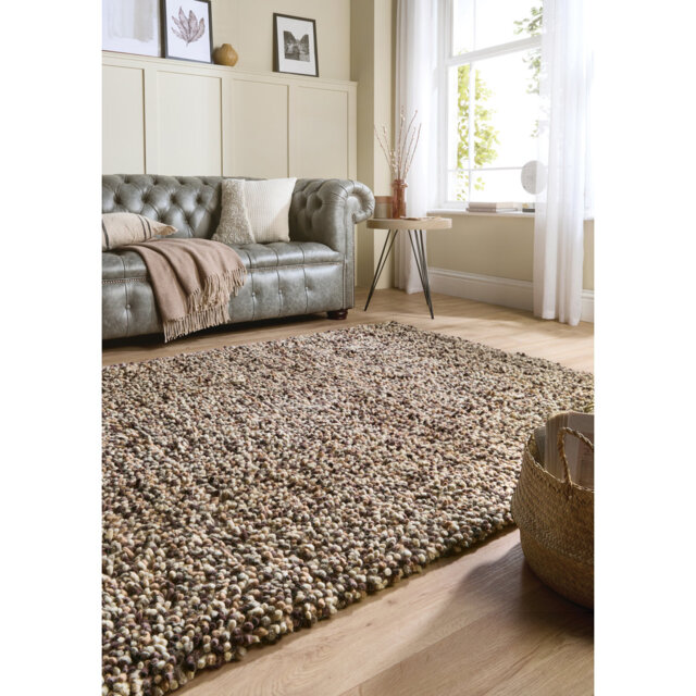 Nafiye Solid Colour Wool Hand Woven Shag Area Rug