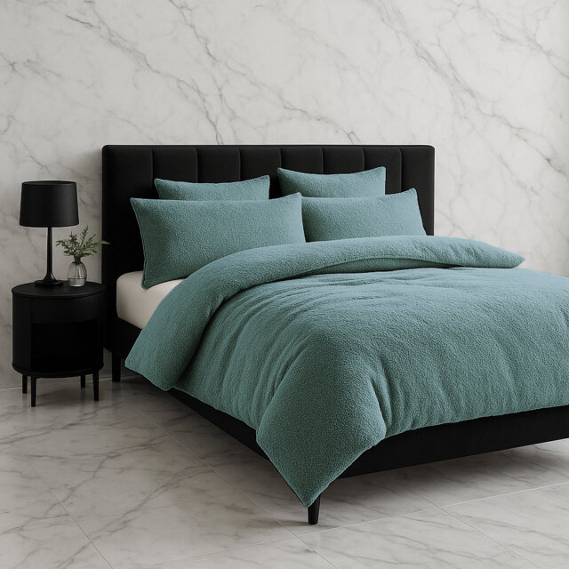 No Pattern Duvet Cover Set with Pillowcases Included