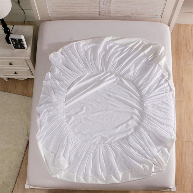 Luxury Waterproof Mattress Protector (King Size), Mattress Cover, 100% Waterproof And Breathable, Deep Pockets (150 X 200)