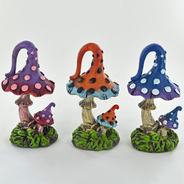 Concepcion Plants & Flowers Polyresin Garden Statue