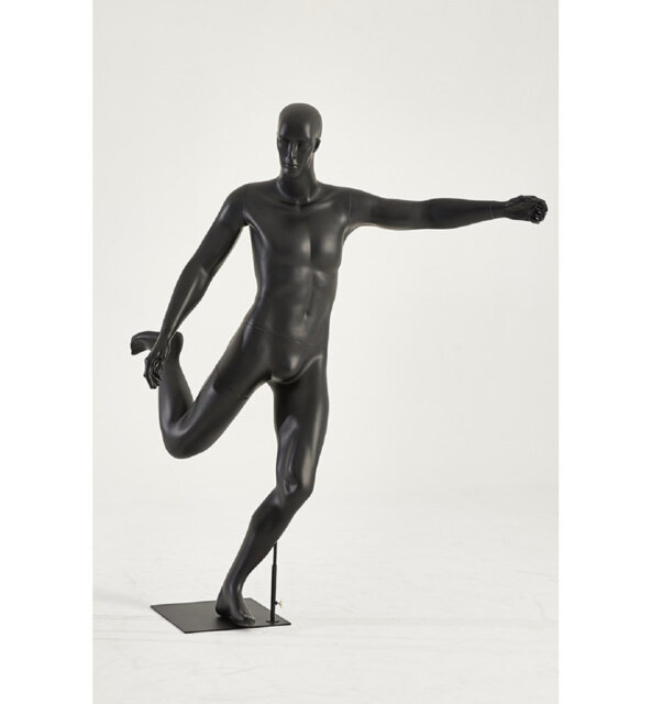 Anakarina People Statue
