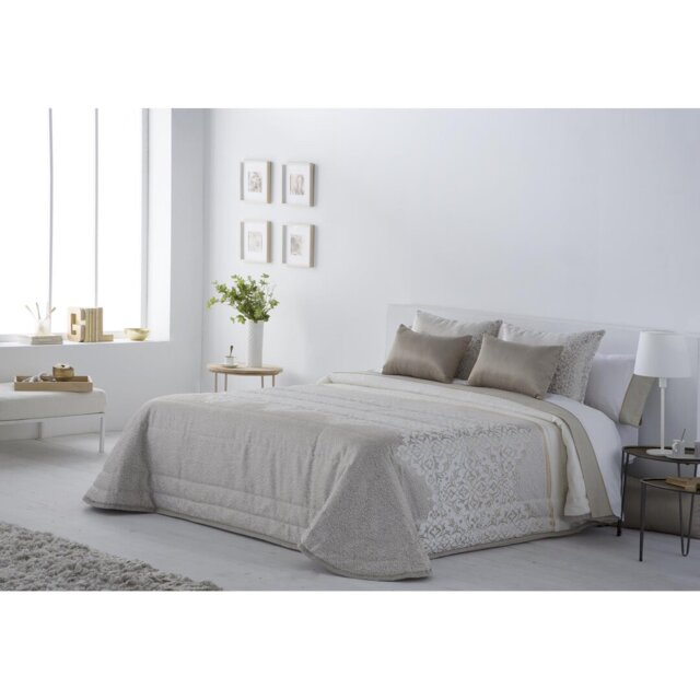 Mary Cotton Blend, Polyester Graphic Print & Text Bedspread