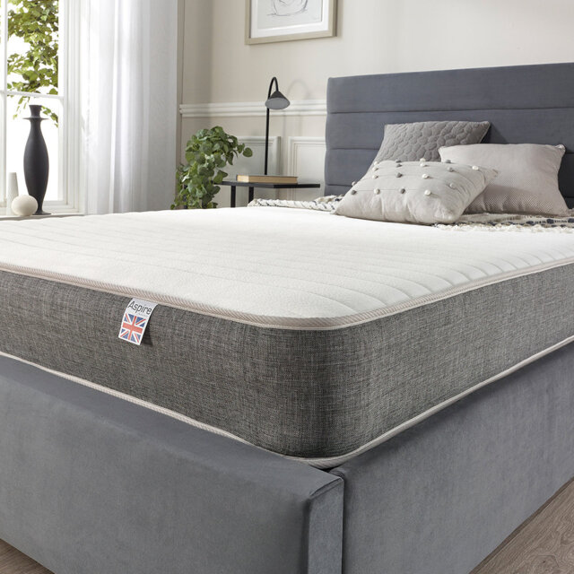 3000 Pocket Sprung Platinum Memory Foam Hybrid Mattress