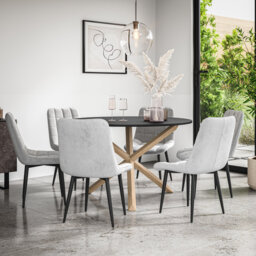 Darcus 6 - Person Dining Set