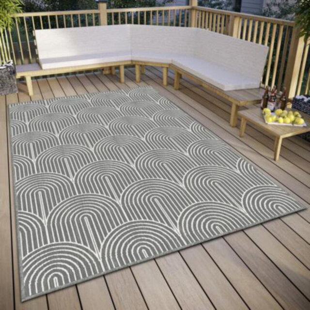 Pangli Machine Woven Matt Brushed Nickel/White Indoor/Outdoor Rug